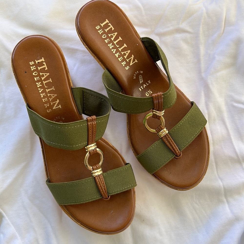 Women’s Shoes